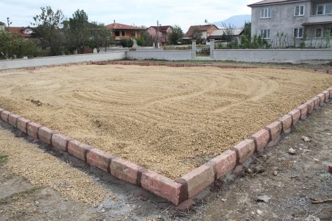 Akyazı Belediyesi Asfalt Bakım, Park Ve Bahçe Çalışmaları Hız Kesmeden Devam Ediyor